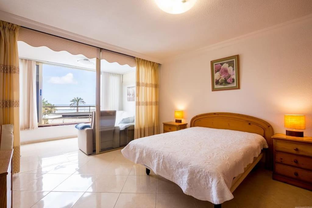 First Line Beach Apartment Пуерто де ла Крус Екстериор снимка